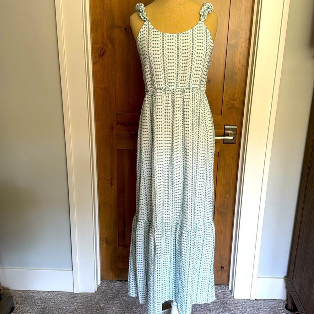Jessica Simpson White and Blue Maxi Dress